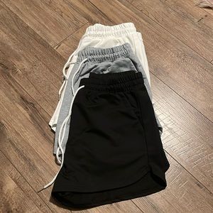 3 PAIRS OF WOMENS SWEAT SHORTS